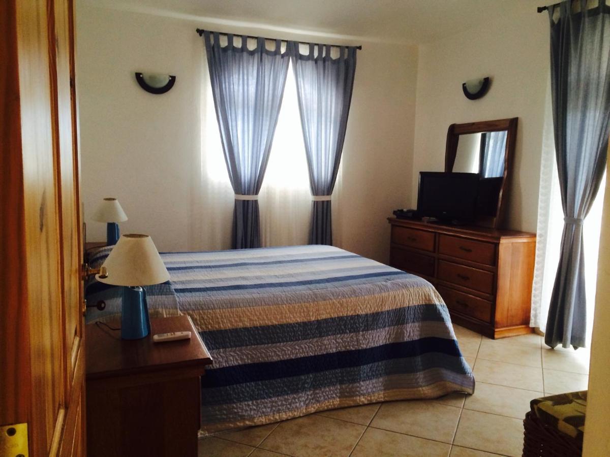 Hotel Villa Capri Boca Chica Quarto foto